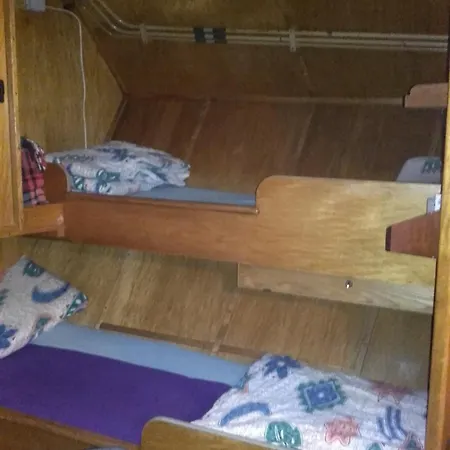 Bådhotel Ferienwohnung 'bootsferien' Leer